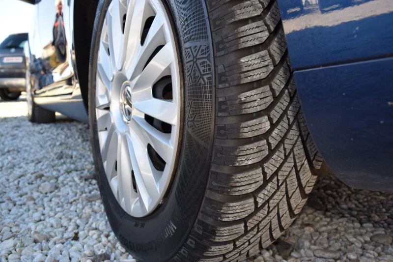 VW Golf 1.4 TSI* 122kc* Euro5* 6Скорости, снимка 17 - Автомобили и джипове - 52810196