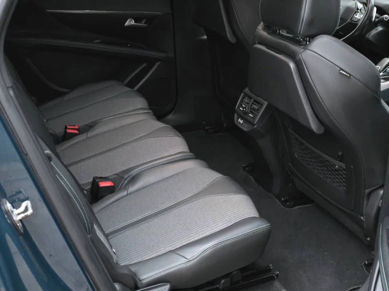 Peugeot 5008 2.0hdi, снимка 12 - Автомобили и джипове - 53062319