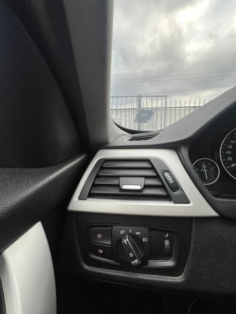 BMW 320 D 184к.с M-performance, снимка 11 - Автомобили и джипове - 53198342