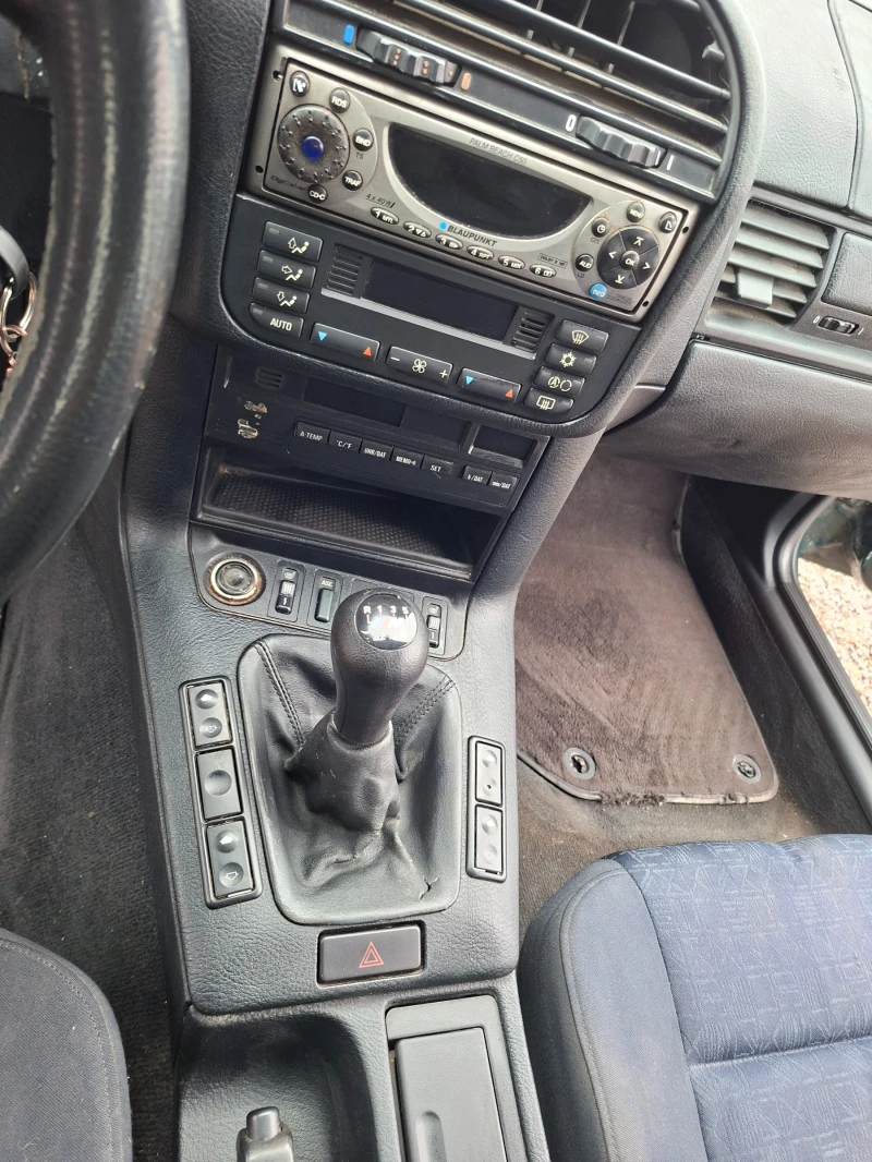 BMW 316 316i e36 kombi, снимка 9 - Автомобили и джипове - 53215399