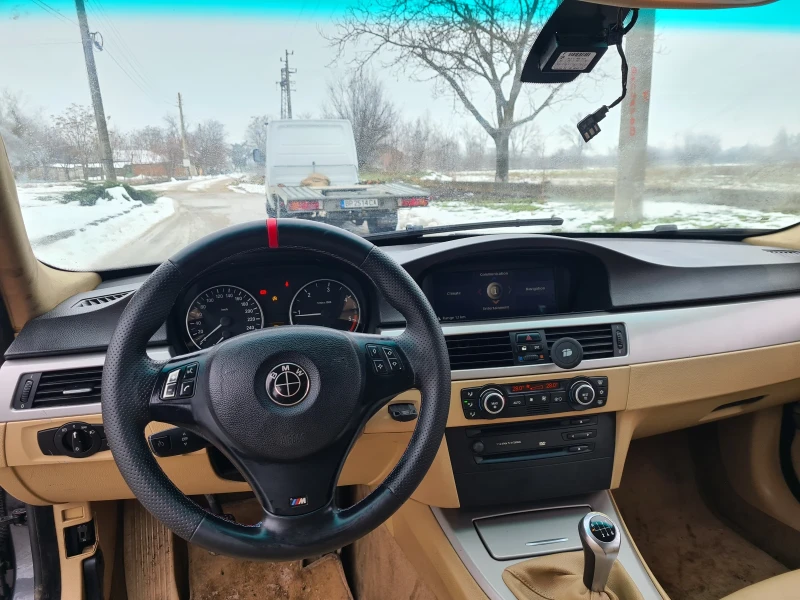 BMW 320, снимка 7 - Автомобили и джипове - 53344385