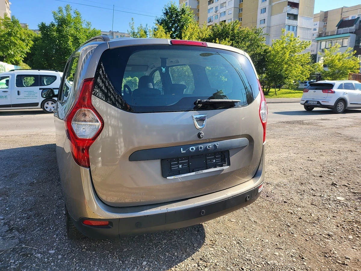 Dacia Lodgy 1.2-115k.c. 7места - изображение 6