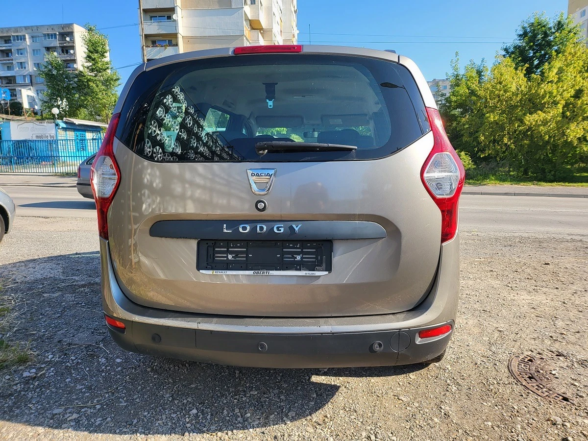 Dacia Lodgy 1.2-115k.c. 7места - изображение 8