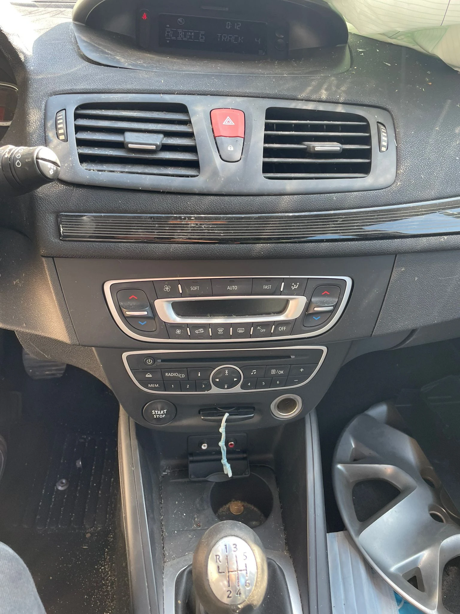 Renault Megane 1.9 131hp | Mobile.bg — изображение 16