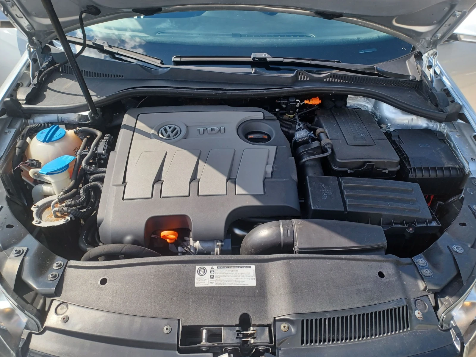 VW Golf 1.6TDi Bluemotion | Mobile.bg — изображение 14