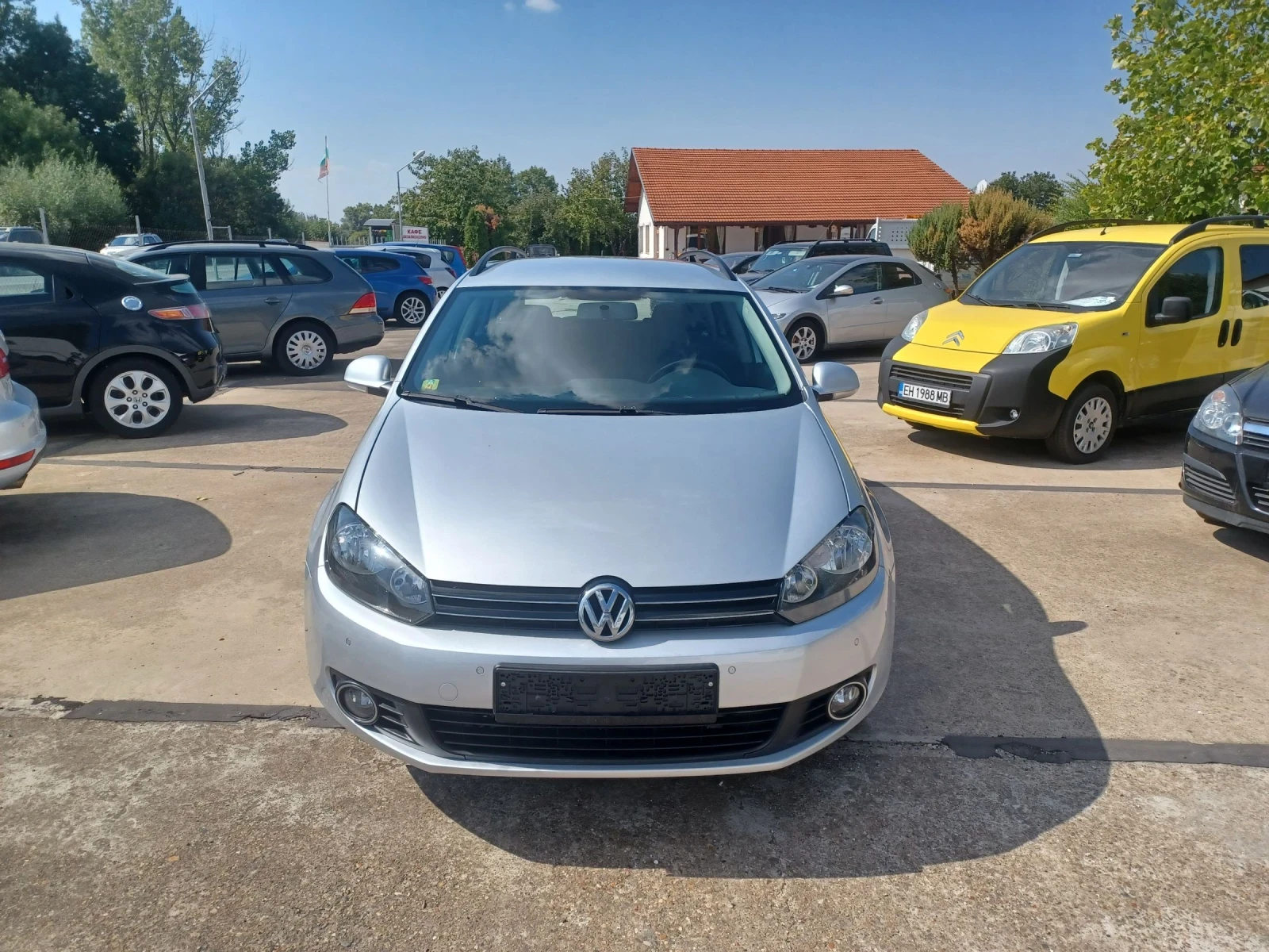 VW Golf 1.6TDi Bluemotion | Mobile.bg — изображение 1