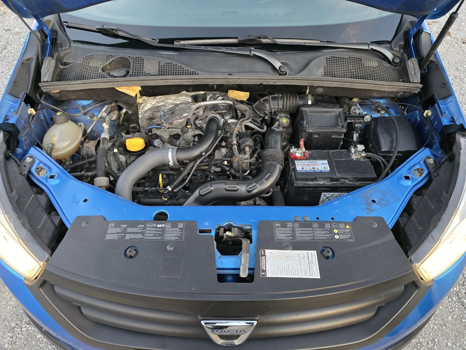 Dacia Lodgy STEPWAY 1.2 i 115 ..  /  / 7  | Mobile.bg   17