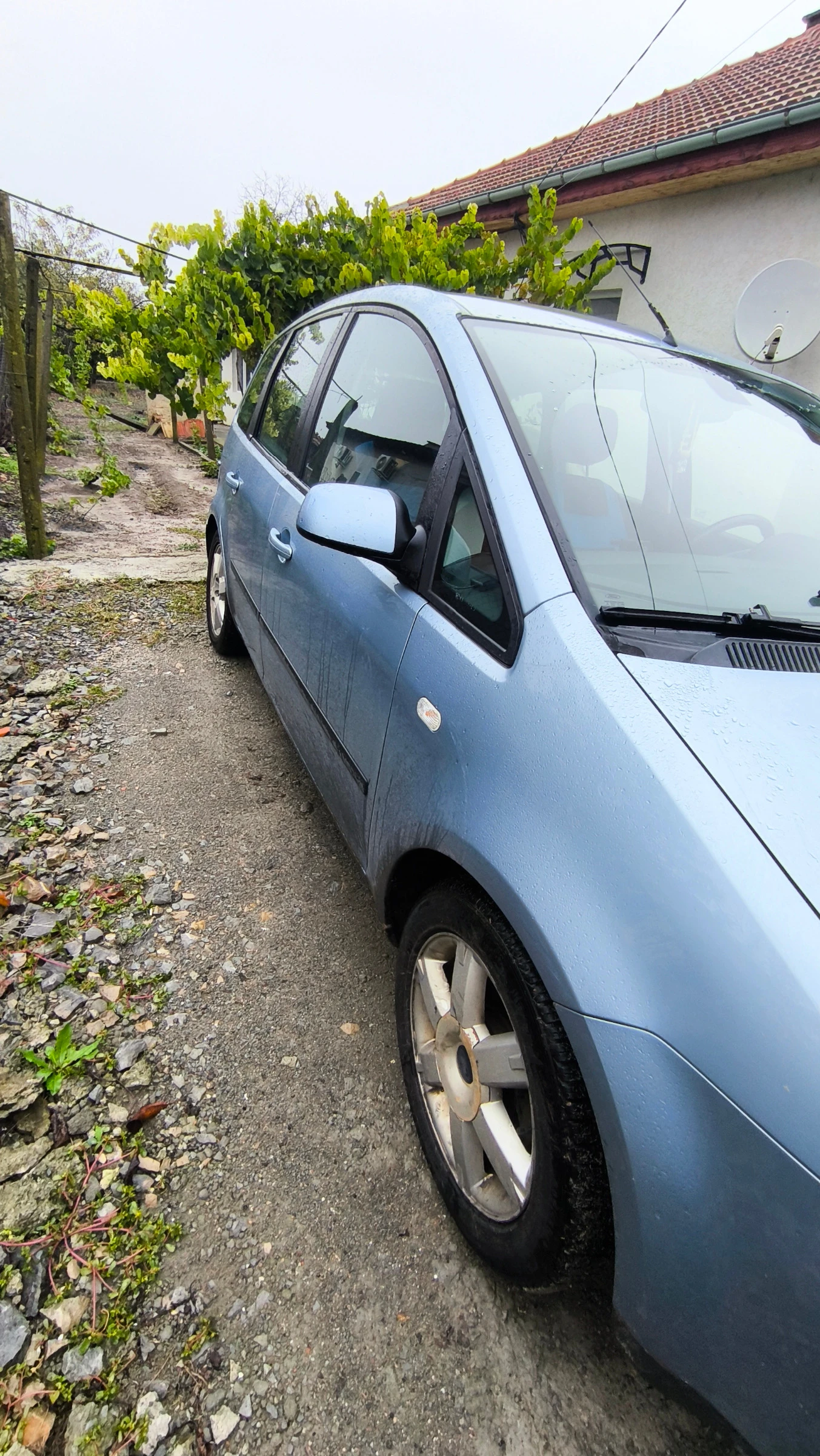 Ford C-max 1.8 | Mobile.bg — изображение 2