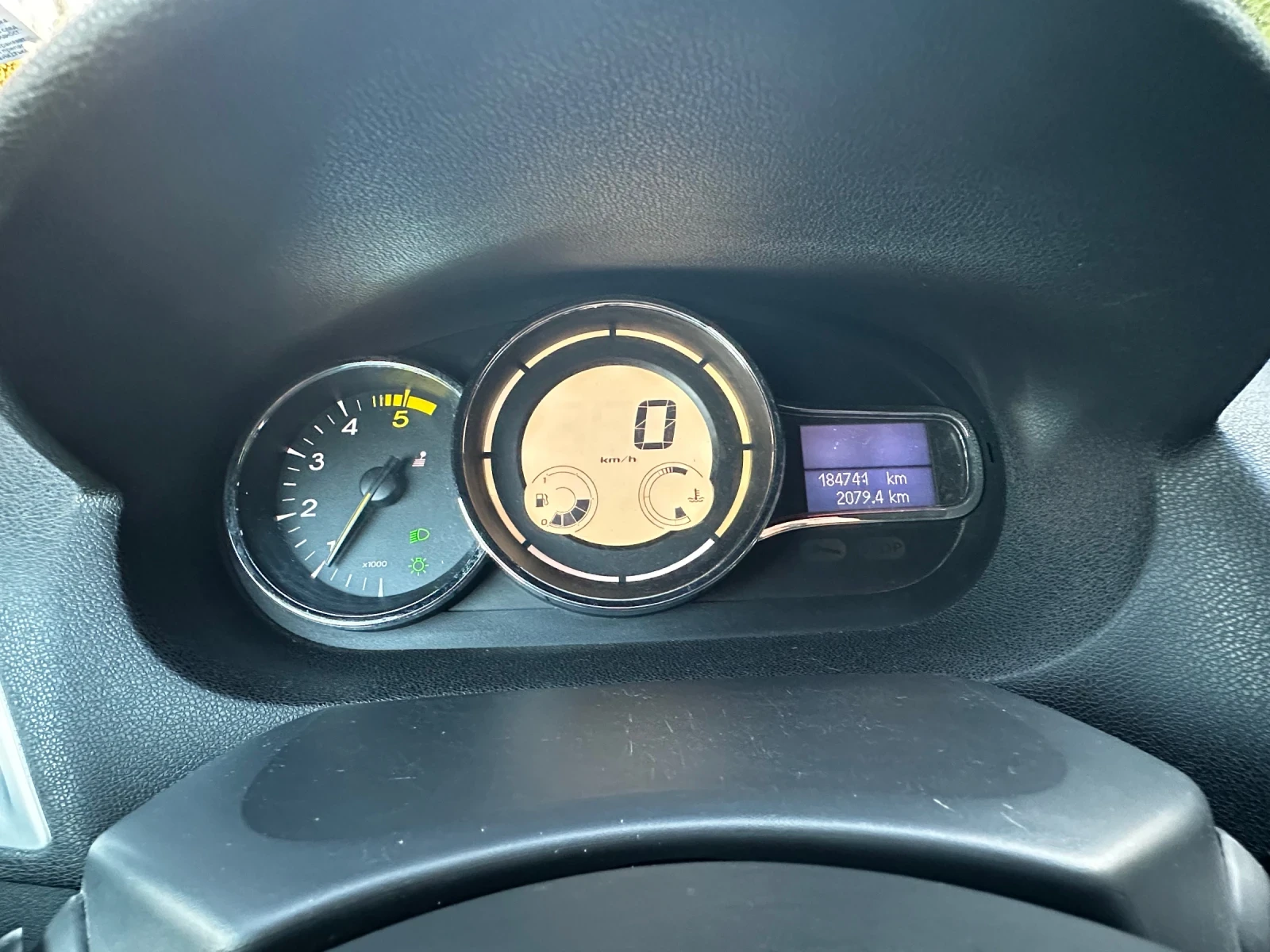 Renault Megane 1.6 dci 131-6  | Mobile.bg   8