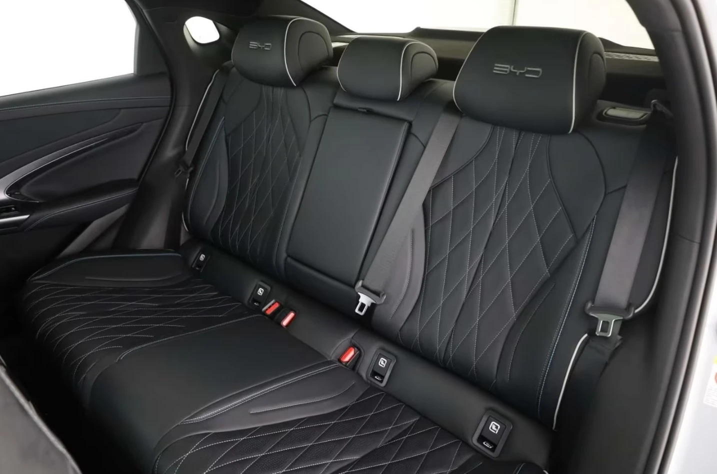 BYD Seal Excellence 82.5 kWh AWD | Mobile.bg � ����������� 6