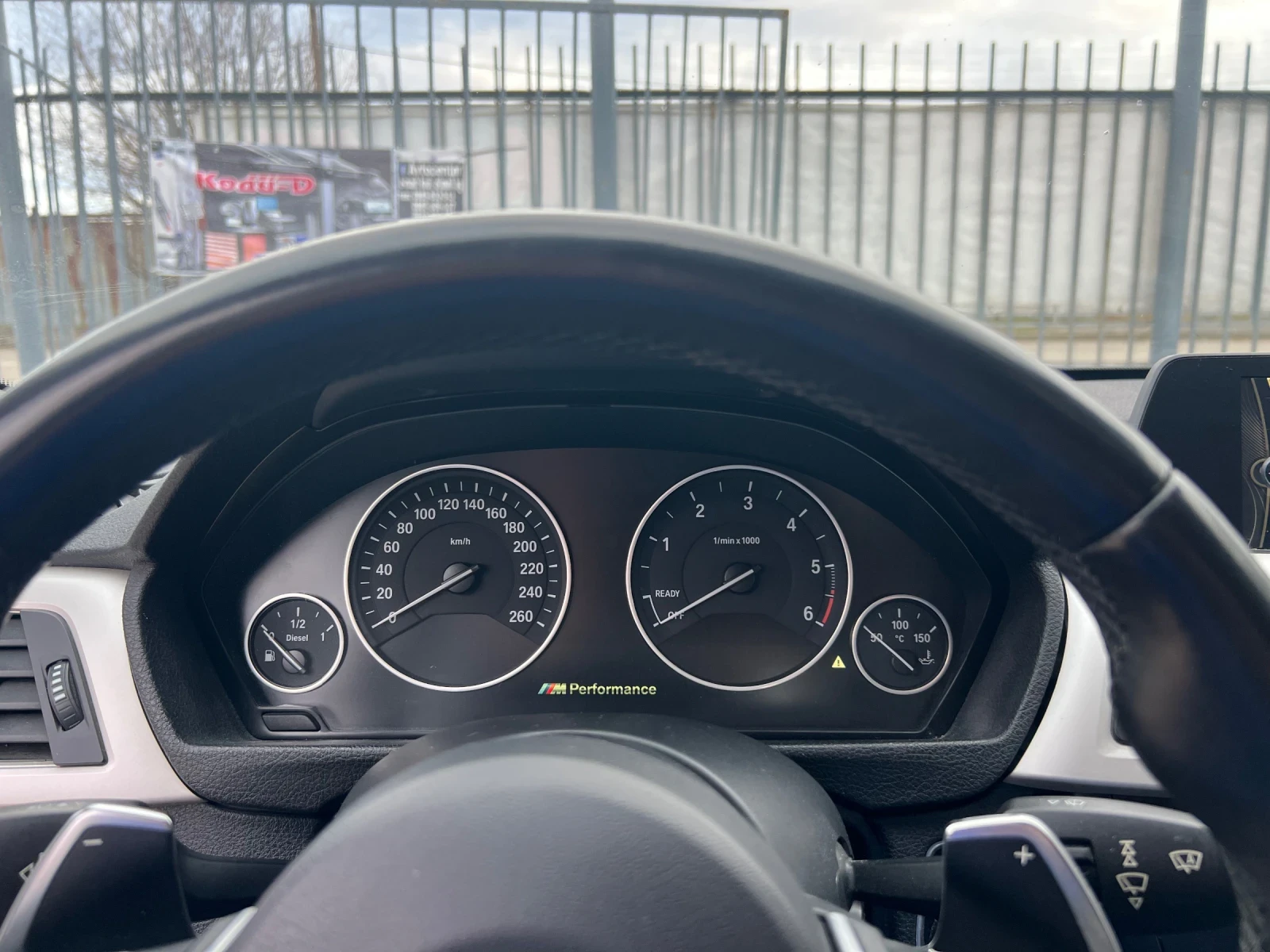 BMW 320 D 184к.с M-performance, снимка 7 - Автомобили и джипове - 53198342