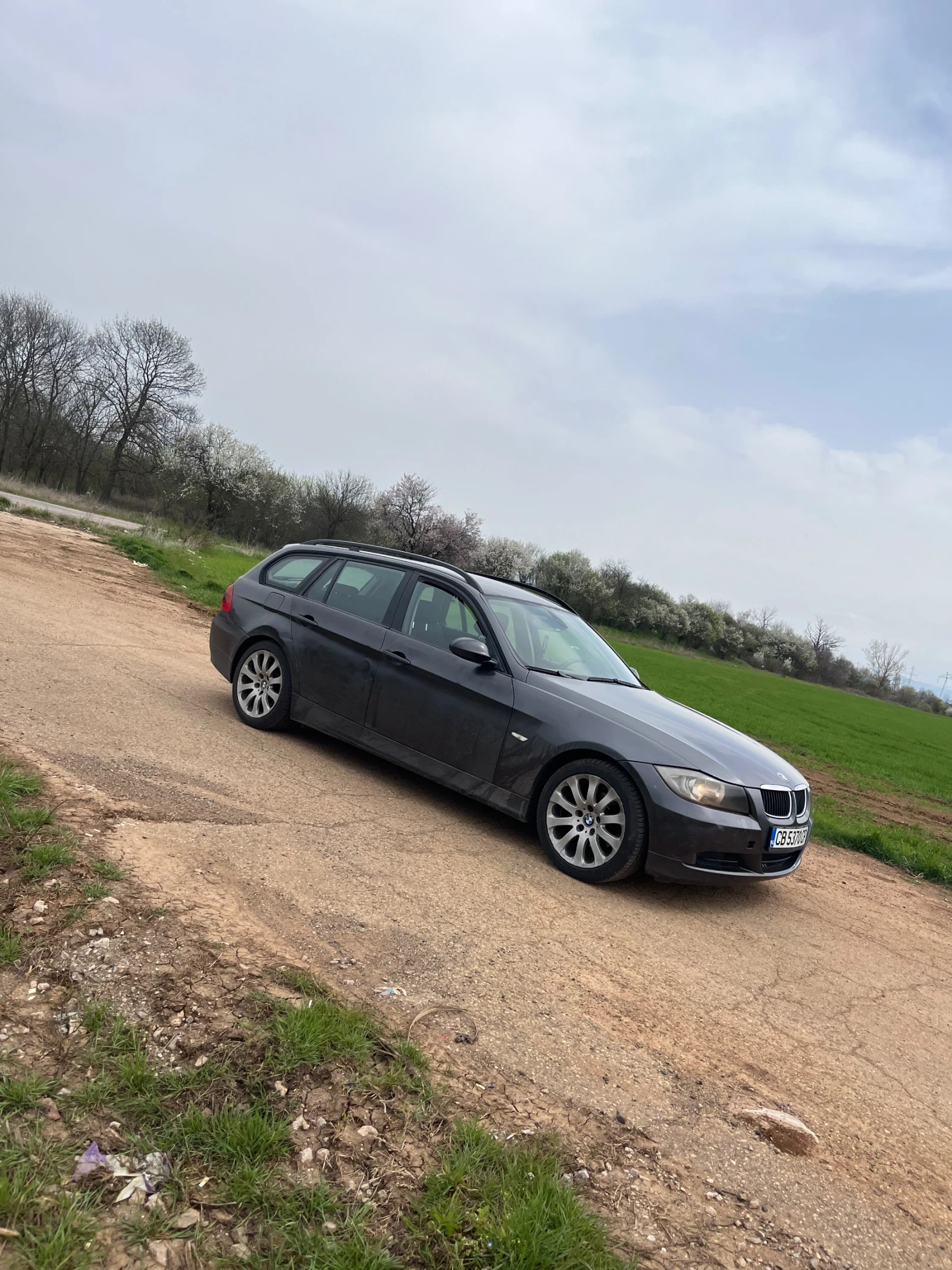 BMW 320, снимка 2 - Автомобили и джипове - 54254453