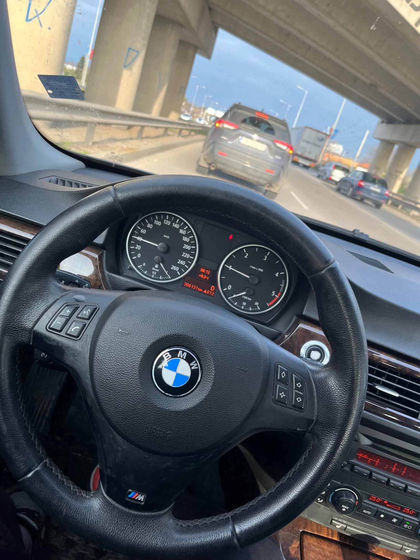 BMW 320, снимка 9 - Автомобили и джипове - 54254453