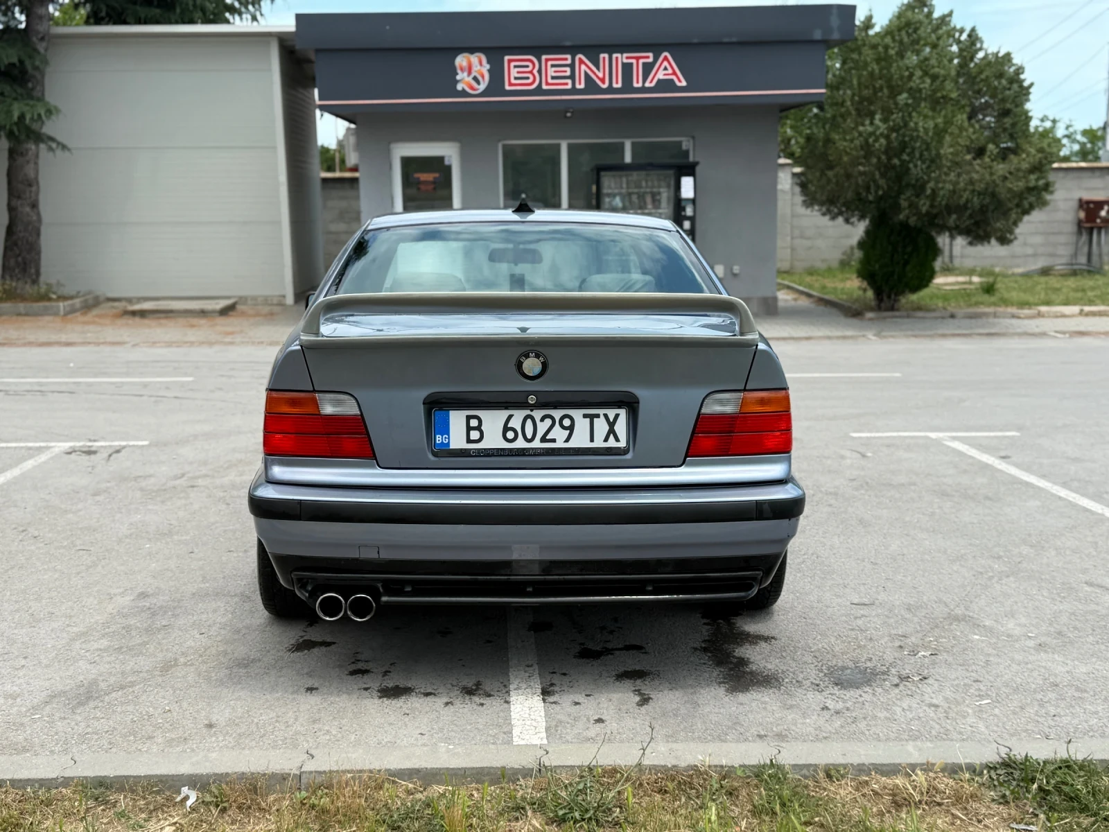 BMW 316 1.6i, снимка 2 - Автомобили и джипове - 54305386