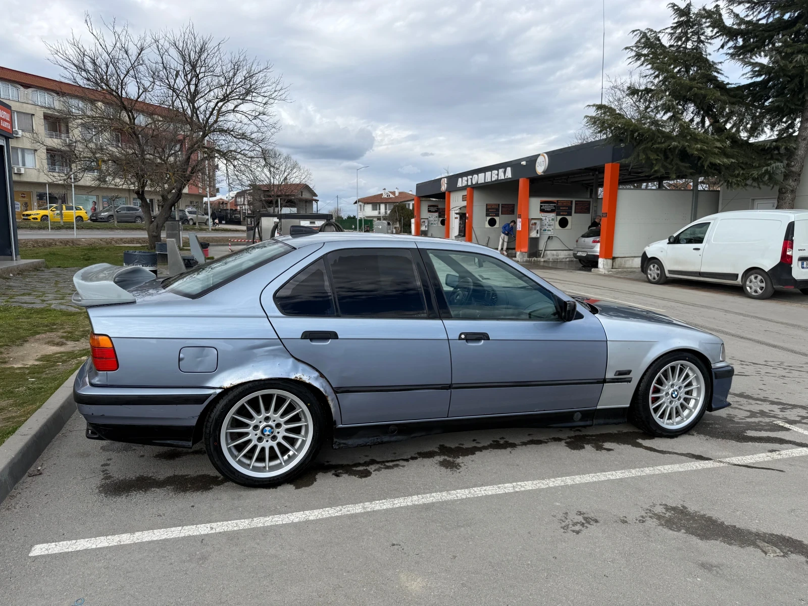 BMW 316 1.6i, снимка 5 - Автомобили и джипове - 54305386