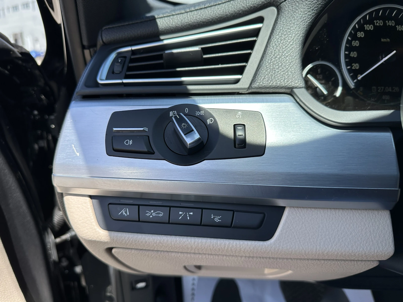 BMW 740 XD/M Pack/Реални километри, снимка 11 - Автомобили и джипове - 54355231