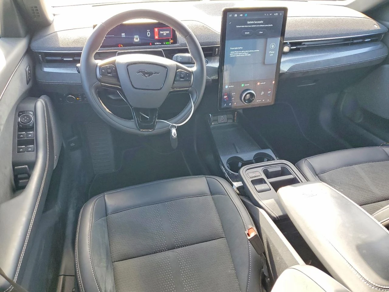 Ford Mustang Mach-E GT, снимка 8 - Автомобили и джипове - 54641396