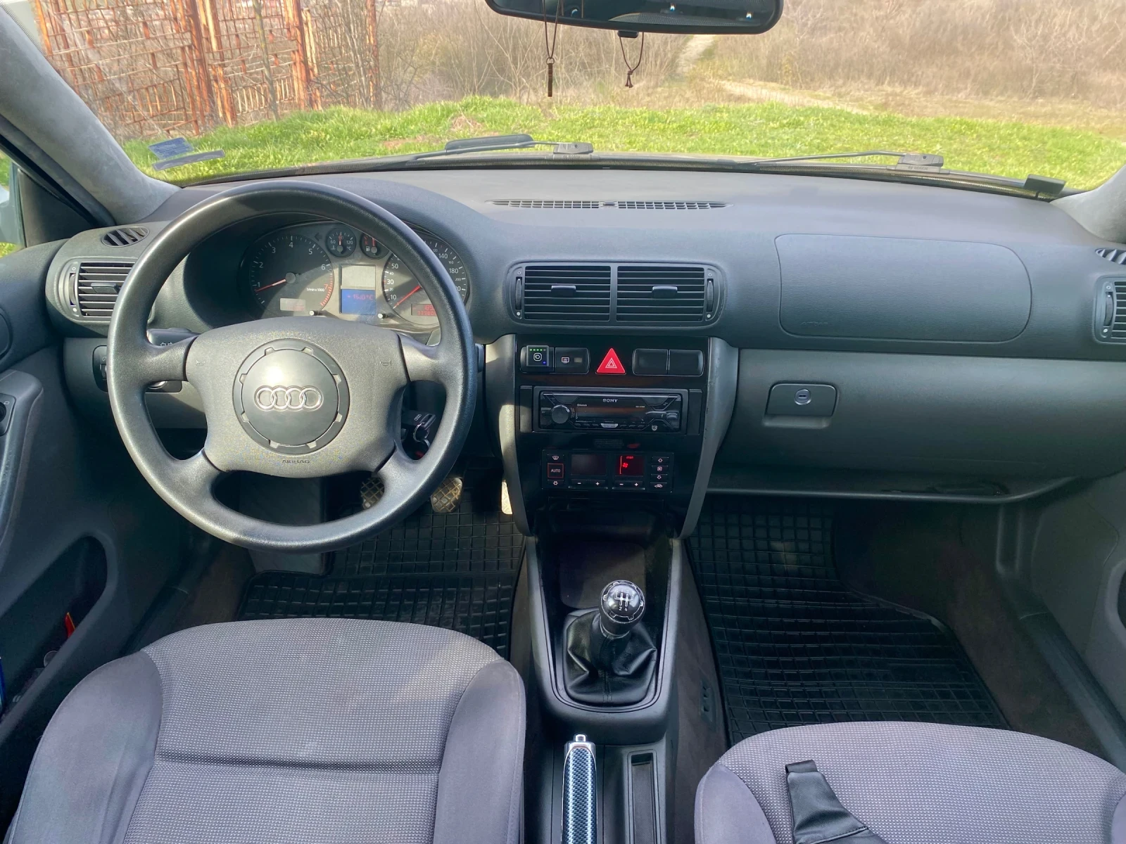 Audi A3 1.6 101 LPG, снимка 7 - Автомобили и джипове - 54969588