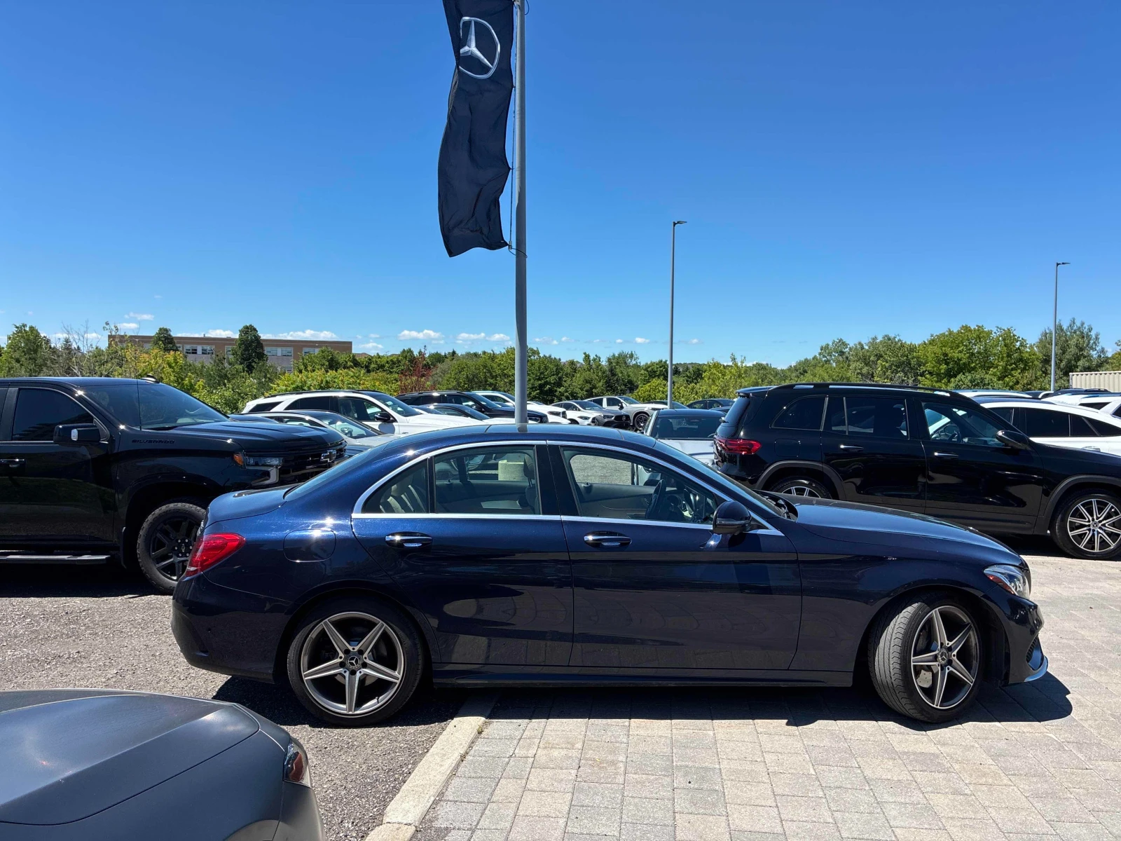 Mercedes-Benz C 300 ПАНОРАМА * ПОДГРЕВИ * CARFAX * АВТО КРЕДИТ * , снимка 4 - Автомобили и джипове - 55016267