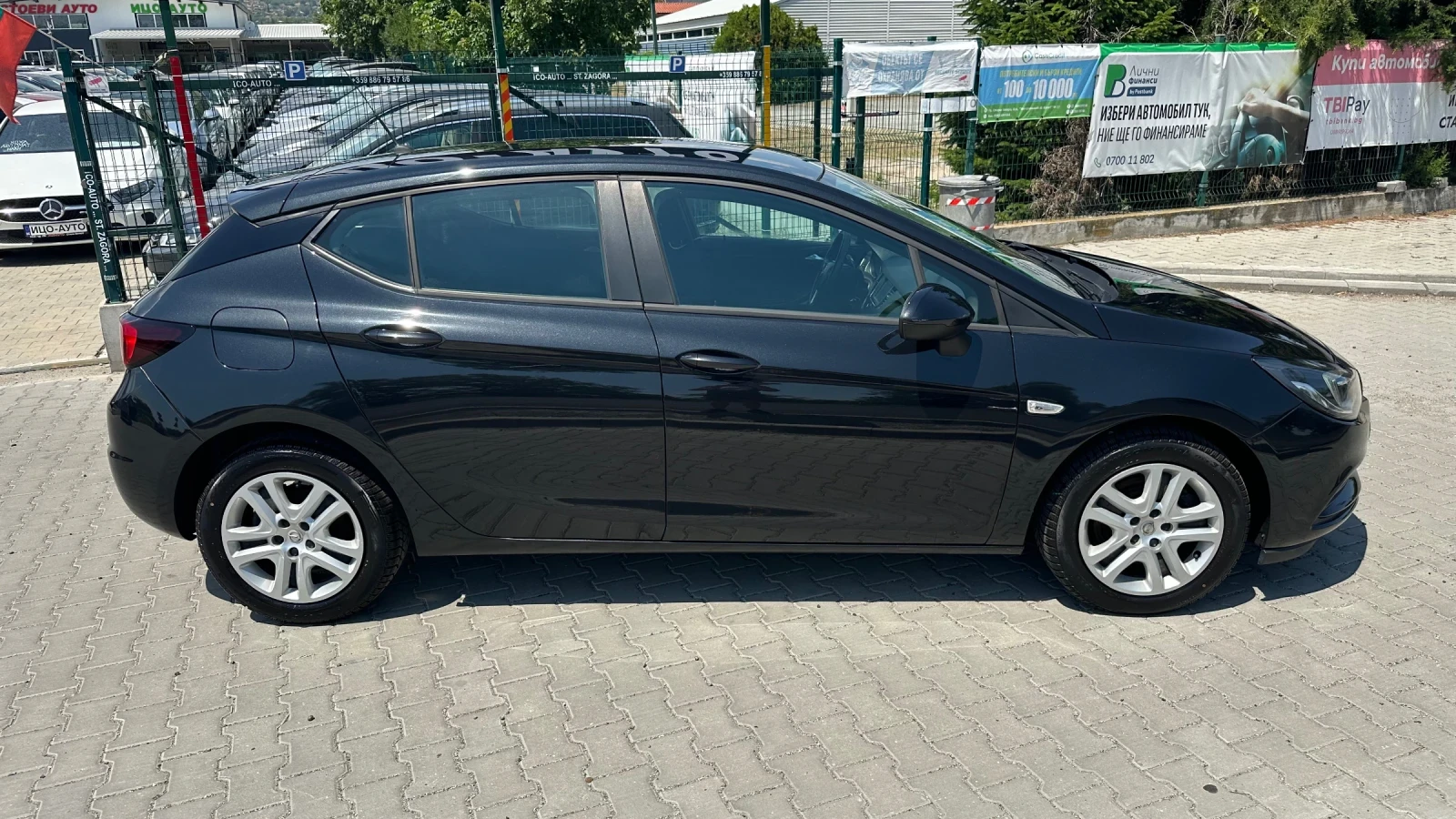 Opel Astra Лед Нави Car Play 6 скорости Климатроник , снимка 6 - Автомобили и джипове - 55102300