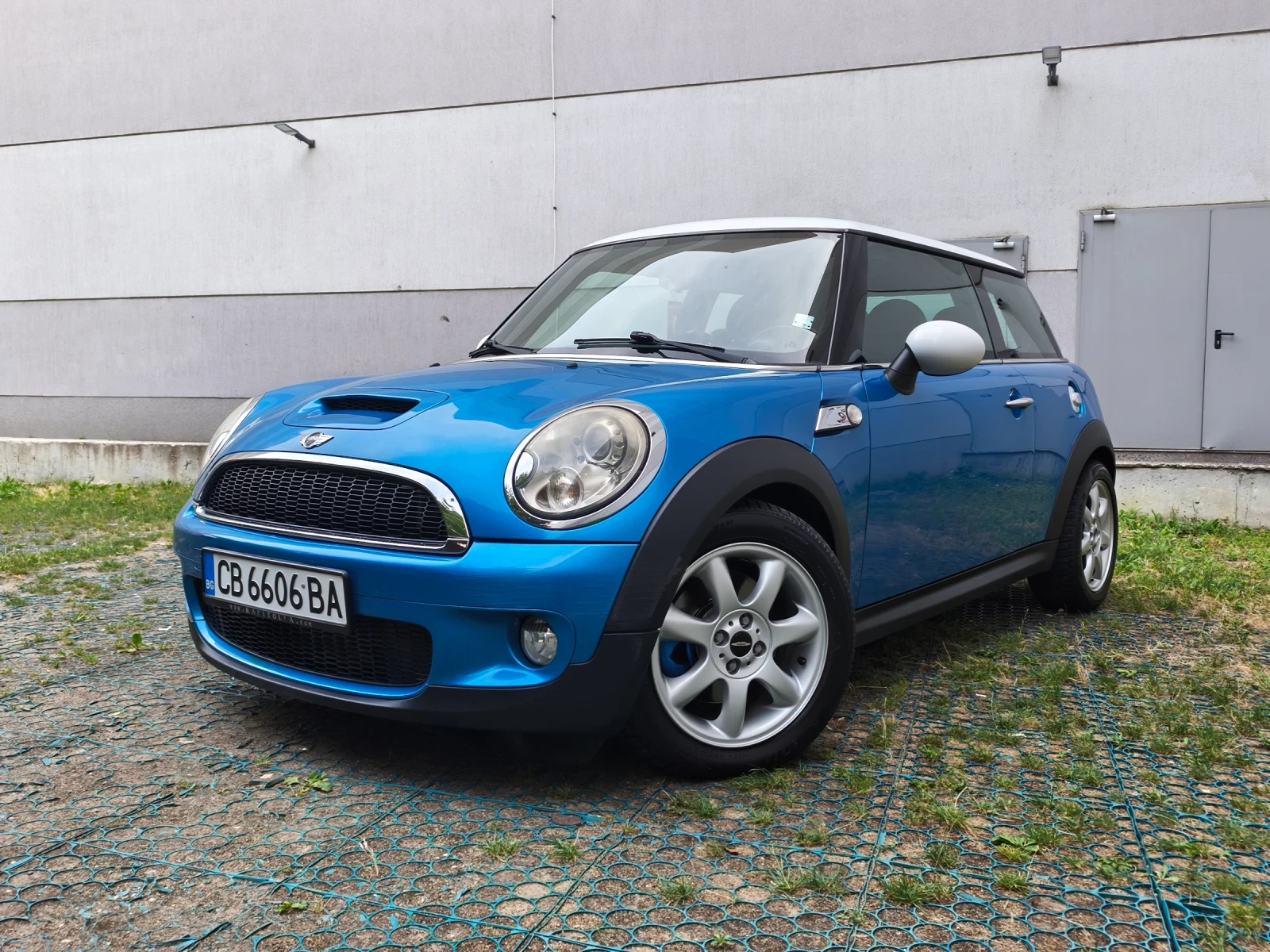 Mini Cooper s 1.6 Turbo , снимка 3 - Автомобили и джипове - 55382603