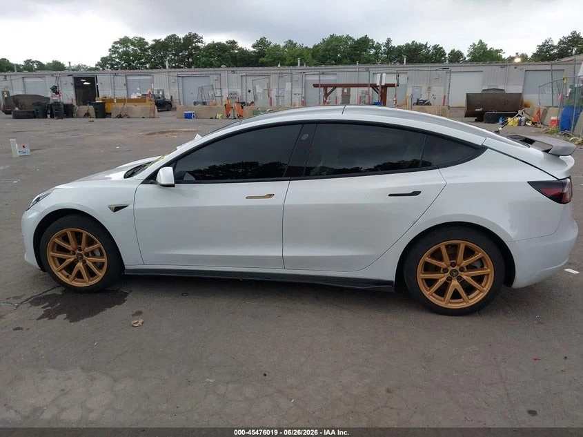 Tesla Model 3 * STANDARD RANGE PLUS* REAR-WHEEL* , снимка 2 - Автомобили и джипове - 55583900