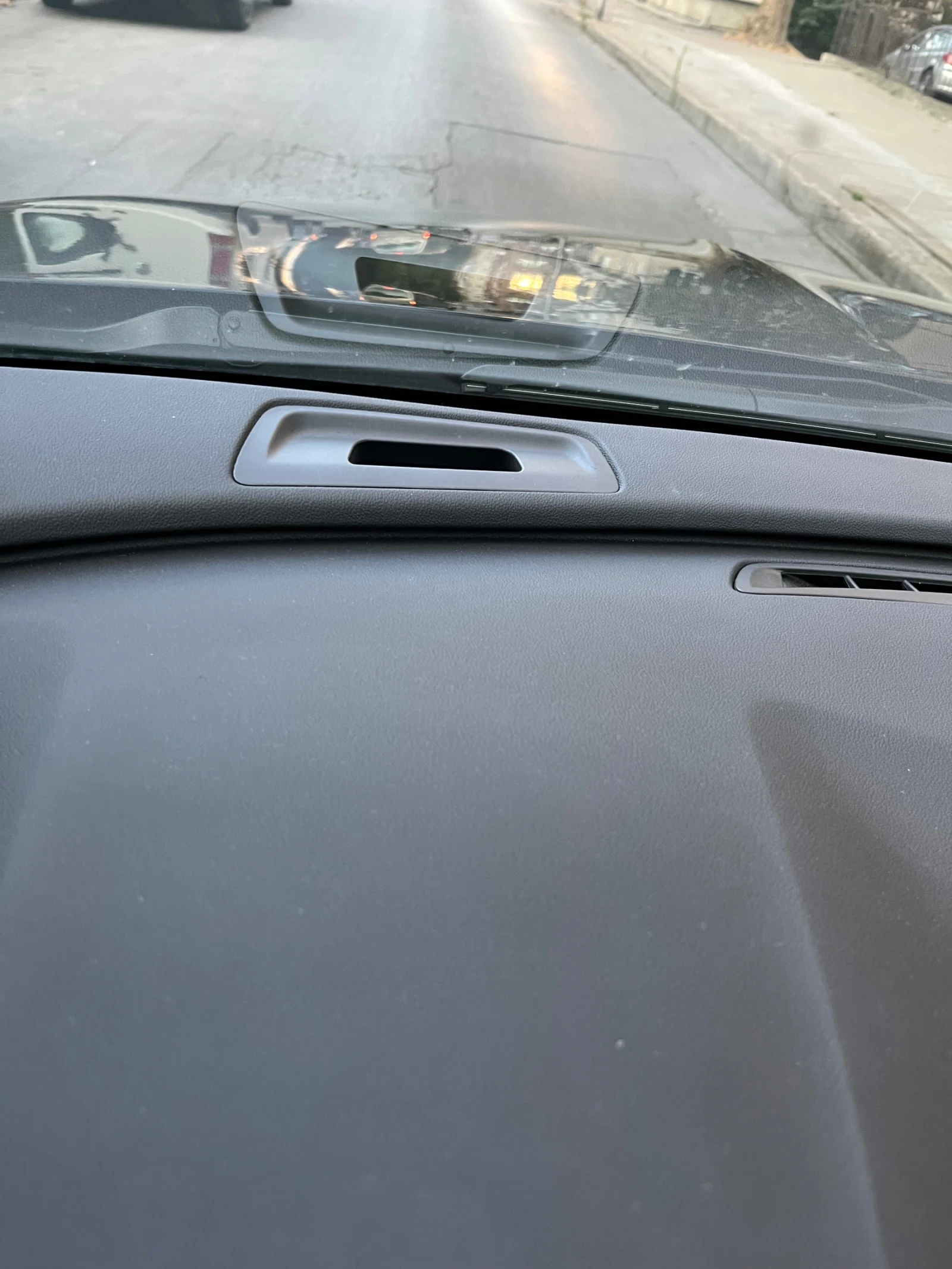 Opel Insignia Sports Tourer, снимка 8 - Автомобили и джипове - 55638934