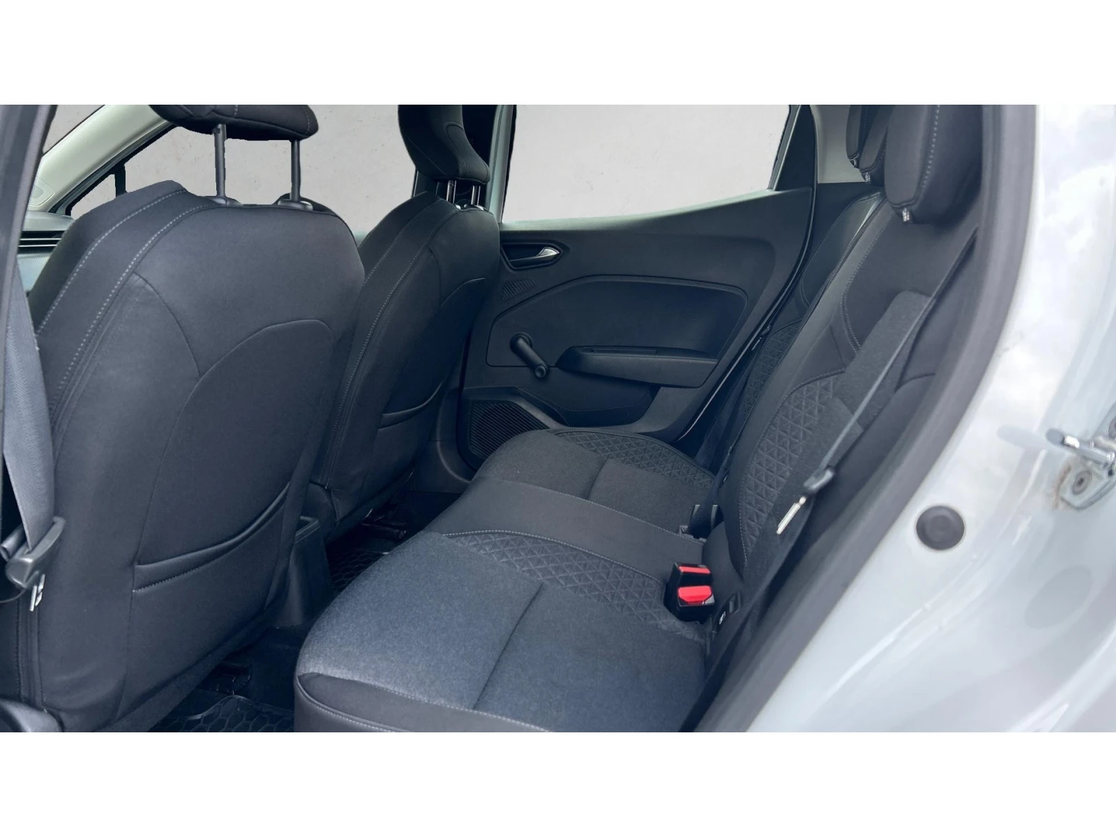 Renault Clio 1.0 TCe 100 A/T, ������� ������ �� 199   | Mobile.bg � ����������� 12