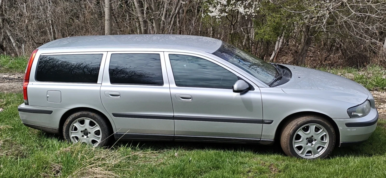 Volvo V70 Комби, снимка 17 - Автомобили и джипове - 55888083