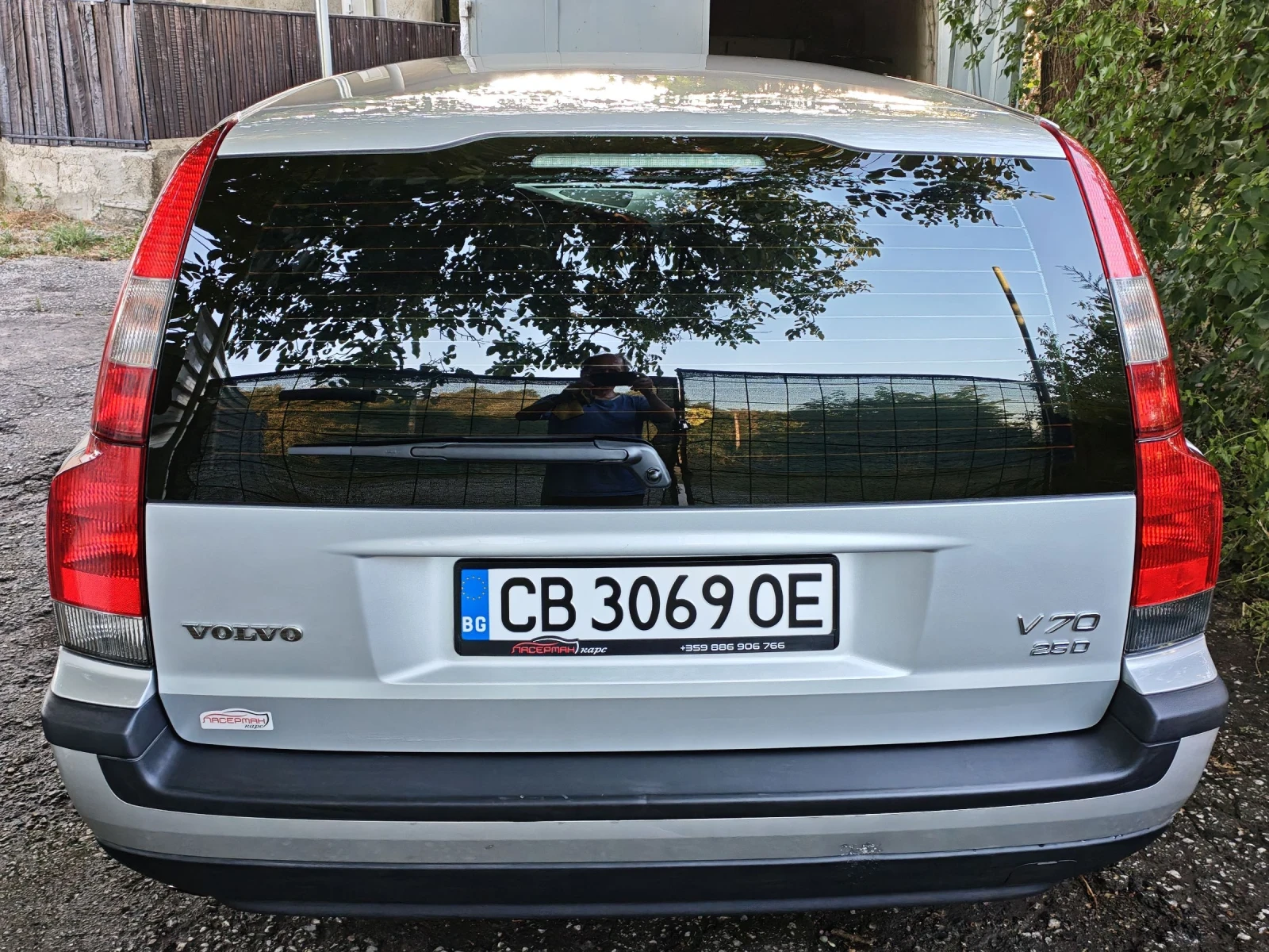 Volvo V70 Комби, снимка 3 - Автомобили и джипове - 55888083
