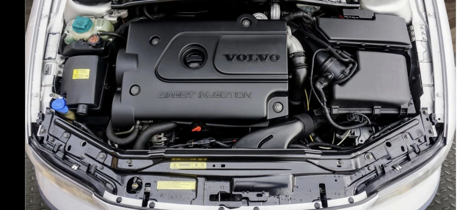 Volvo V70 Комби, снимка 11 - Автомобили и джипове - 55888083