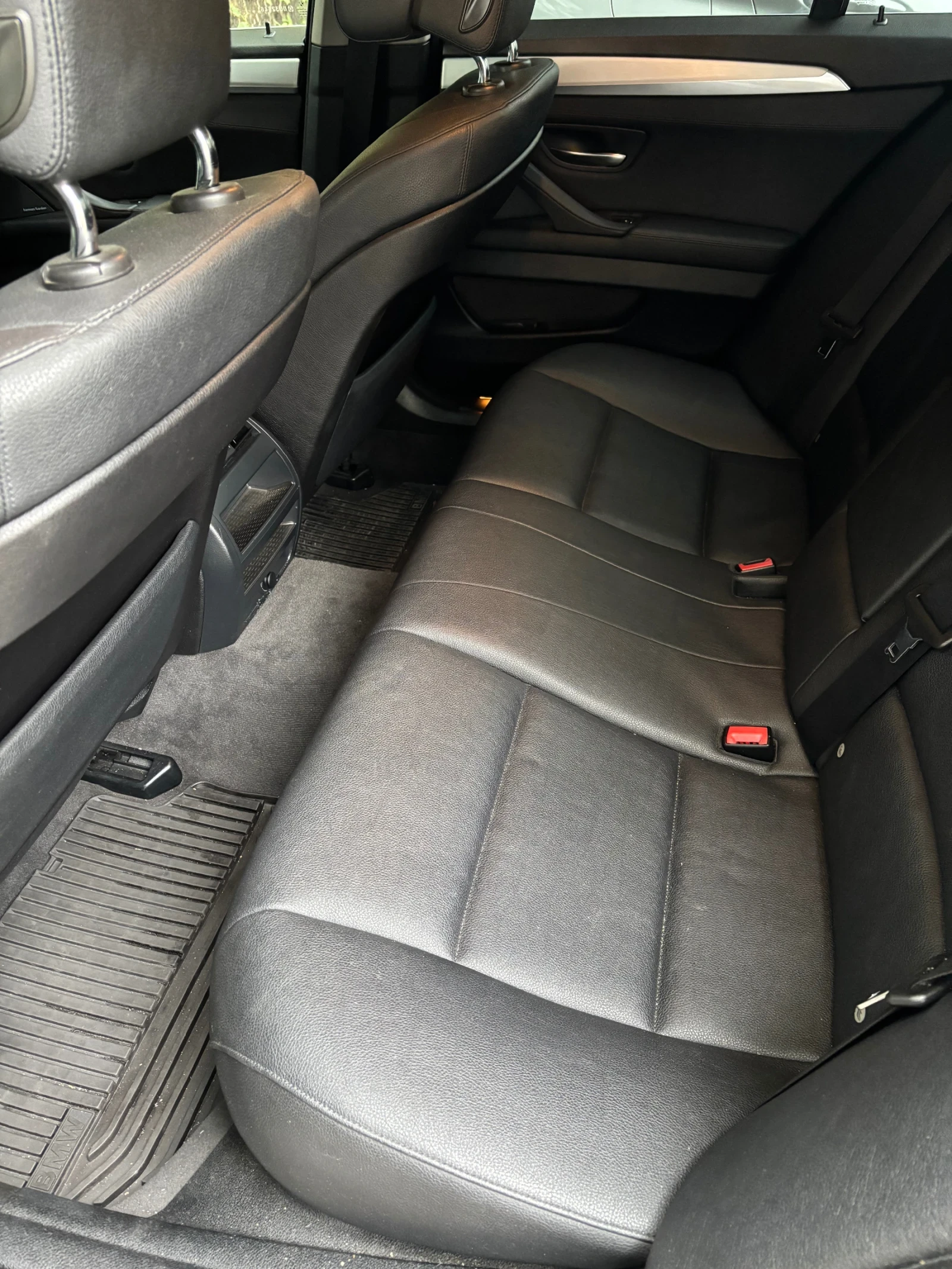 BMW 520, снимка 10 - Автомобили и джипове - 56161400
