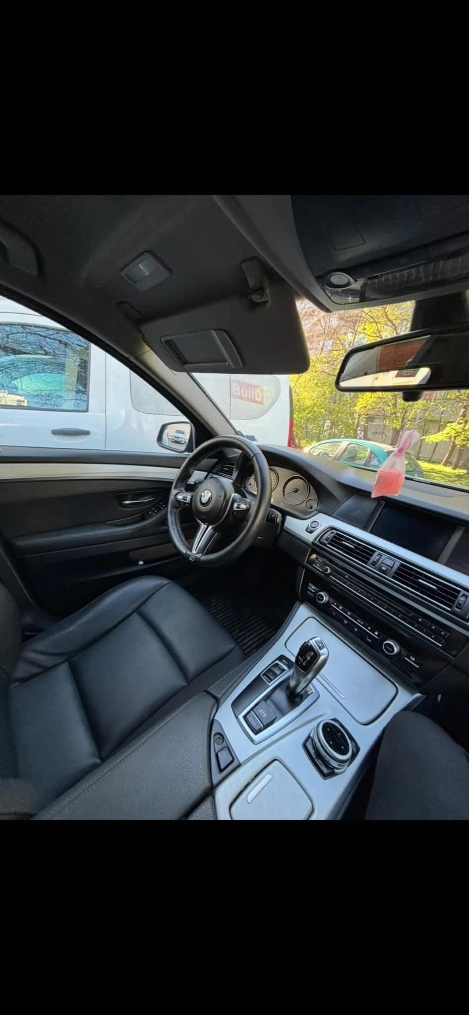 BMW 520, снимка 7 - Автомобили и джипове - 56161400