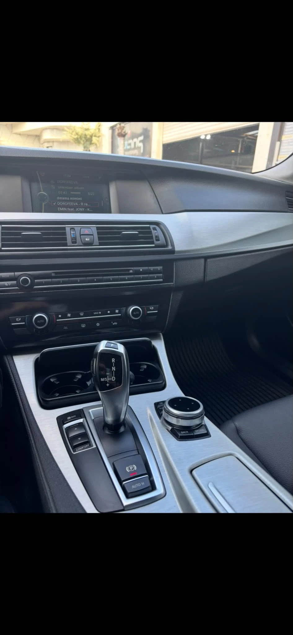 BMW 520, снимка 9 - Автомобили и джипове - 56161400