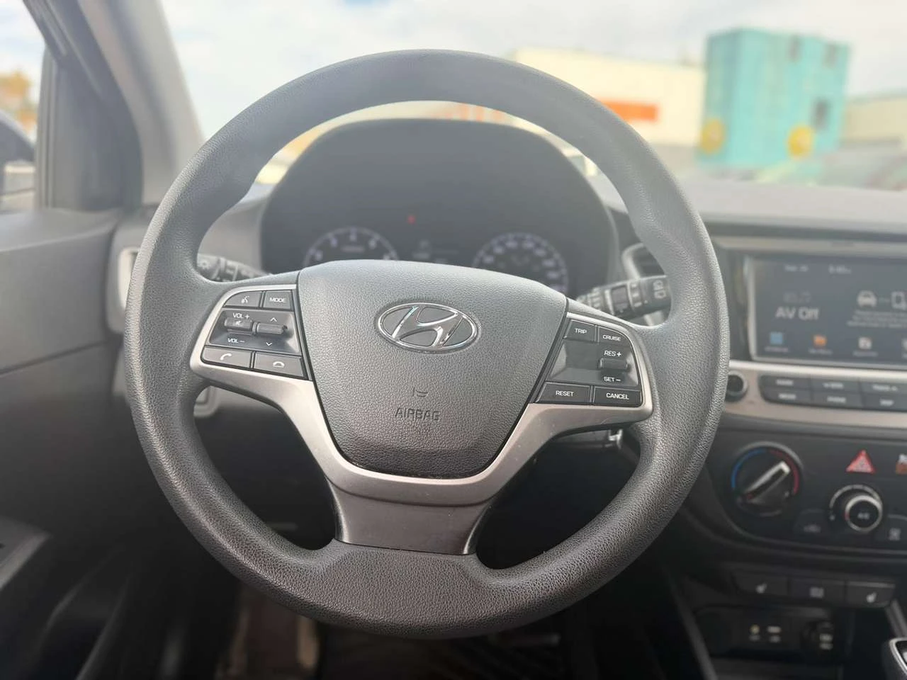 Hyundai Accent SEL, снимка 14 - Автомобили и джипове - 56541173