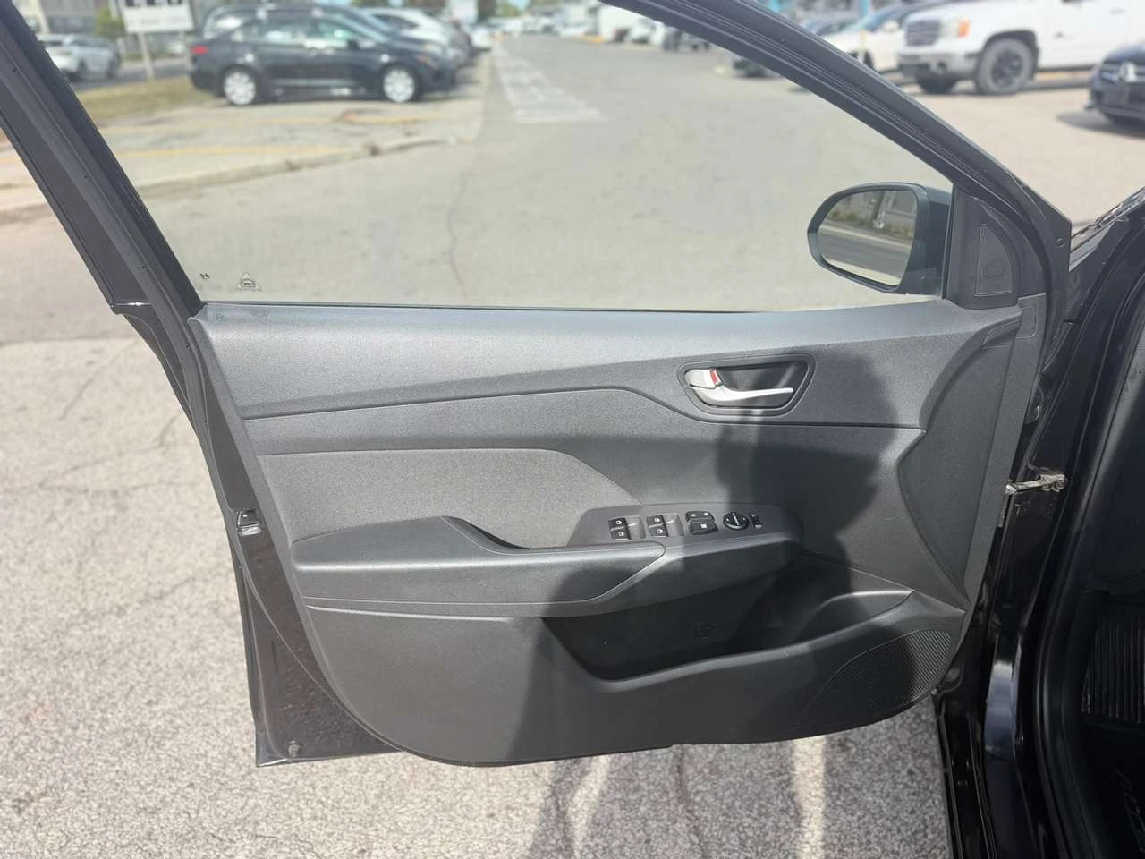 Hyundai Accent SEL, снимка 9 - Автомобили и джипове - 56541173