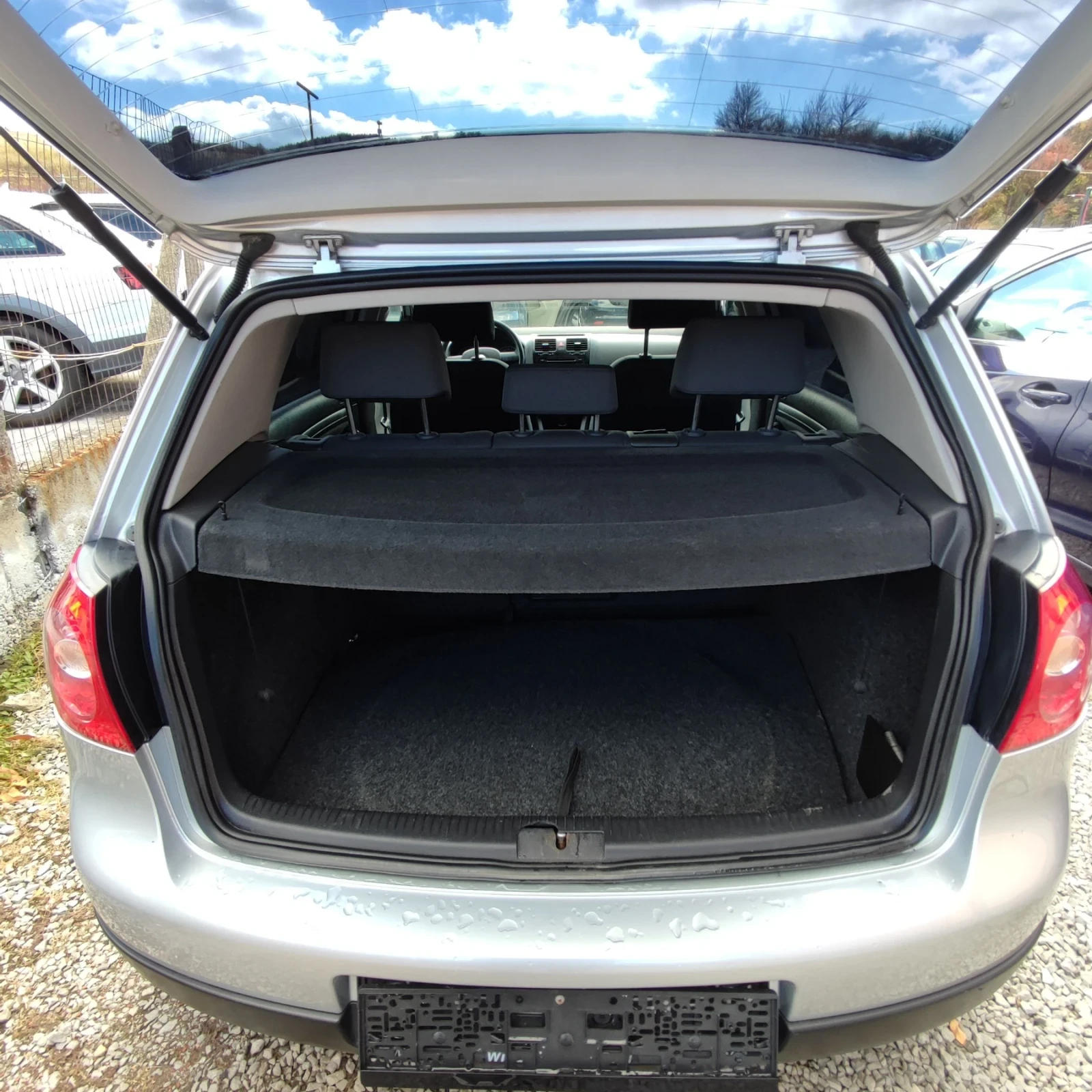VW Golf 1.9TDI* 105кс* KLIMATIK* , снимка 15 - Автомобили и джипове - 56624010