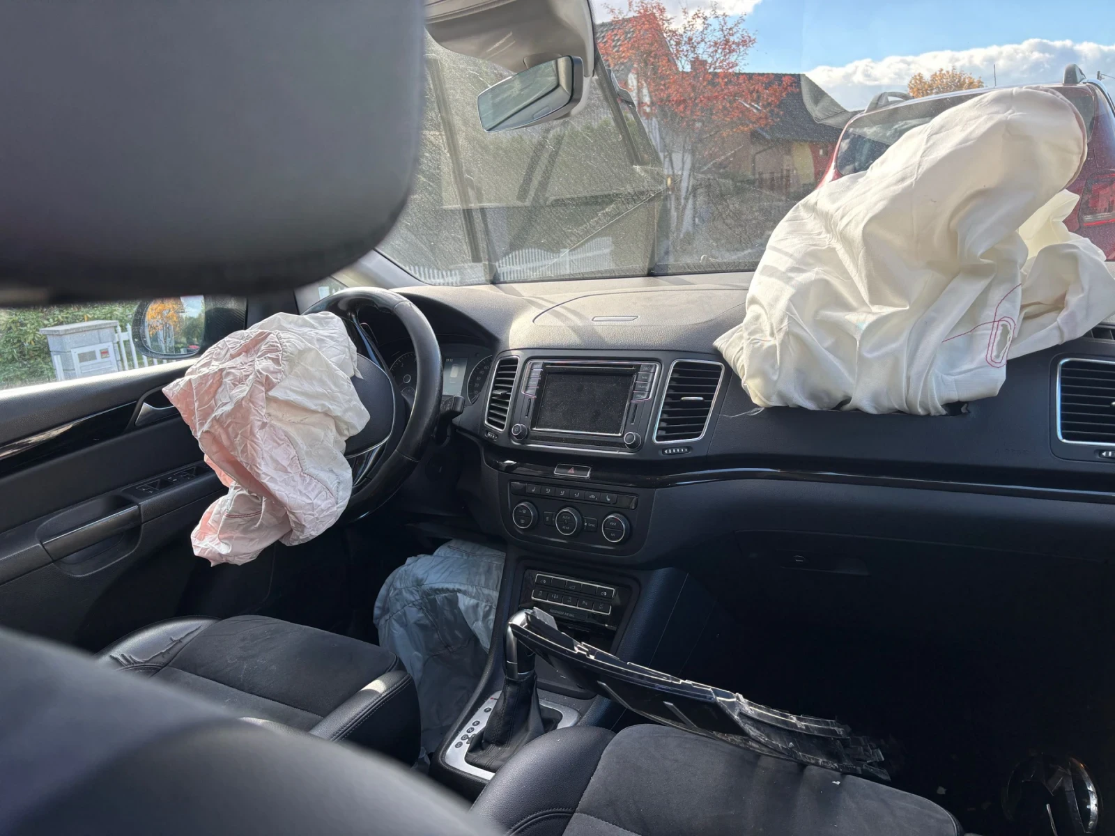 VW Sharan, снимка 4 - Автомобили и джипове - 56624292