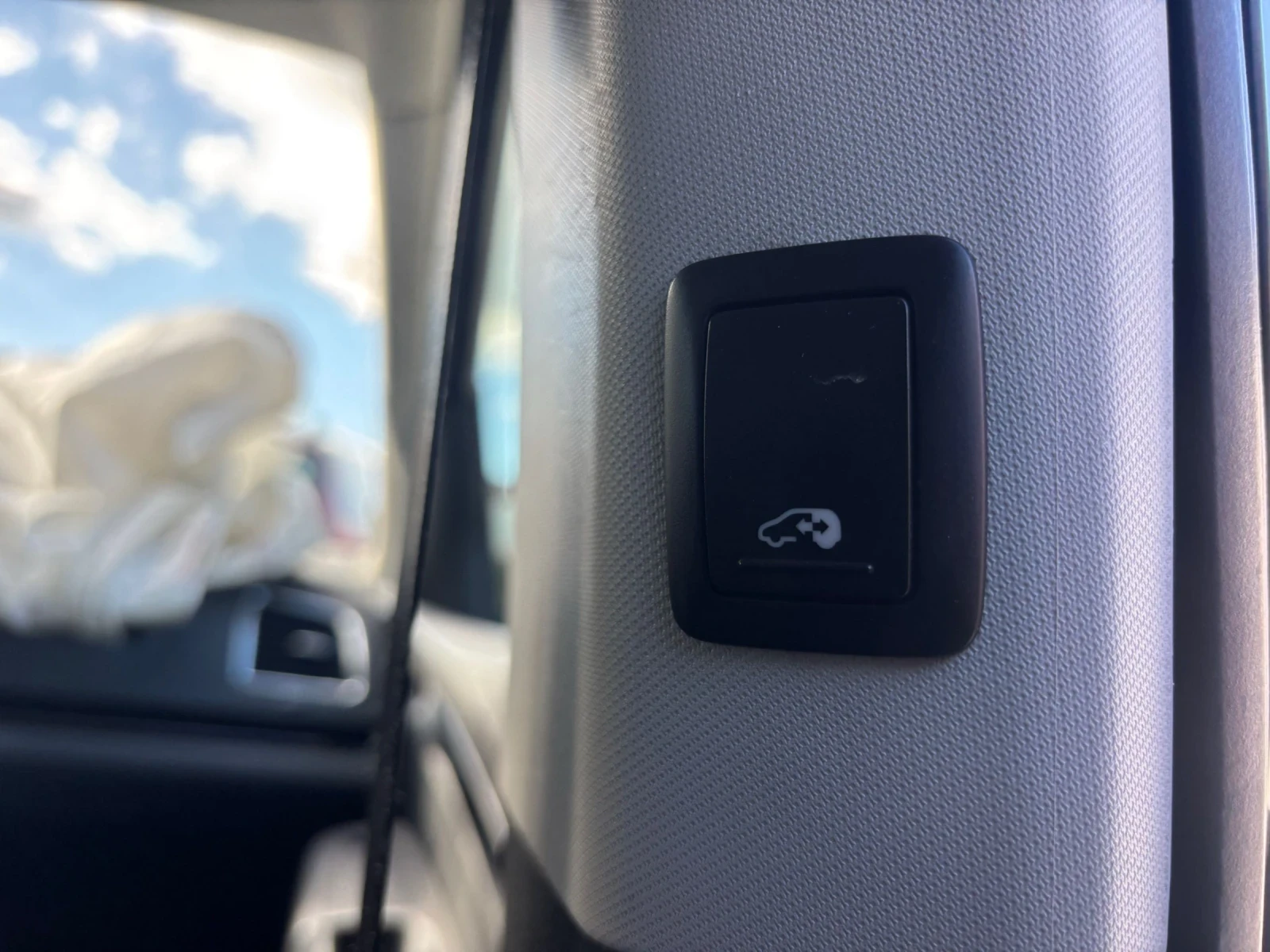 VW Sharan, снимка 8 - Автомобили и джипове - 56624292