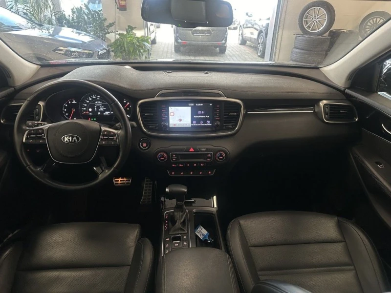 Kia Sorento 4X4/200HP/PANO//HUD/Navi/CARPLAY/LED/248b, снимка 10 - Автомобили и джипове - 47580205