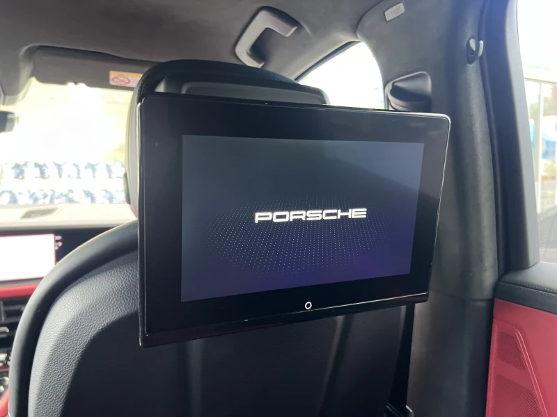 Porsche Cayenne GTS/FACELIFT/BURMESTER/360/HEAD UP/TV/MATRIX/22/, снимка 16 - Автомобили и джипове - 51217961