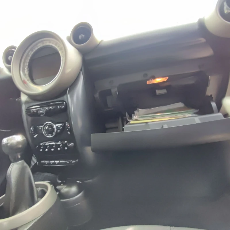 Mini Countryman 1.6* TURBO S* ALL4* РЕГИСТРИРАН* ОБСЛУЖЕН* , снимка 15 - Автомобили и джипове - 52393235