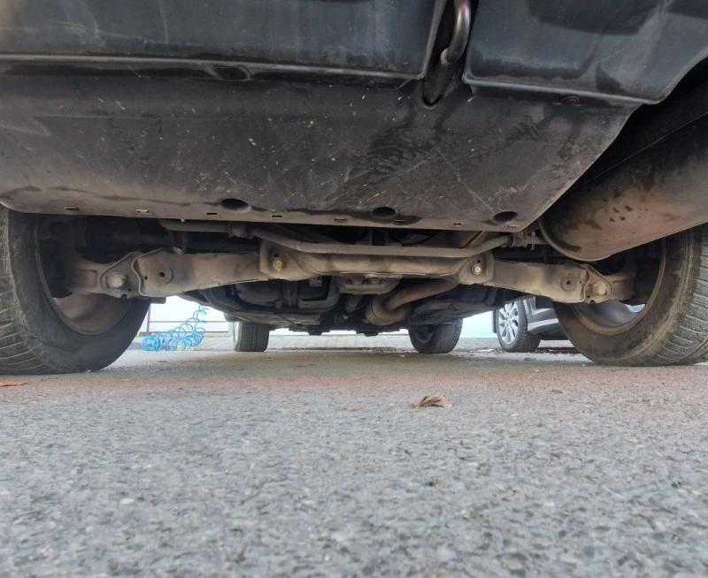 Honda Cr-v 2.0 Газ/4х4/Гаранция/Executive/Сервизна история, снимка 17 - Автомобили и джипове - 52713703