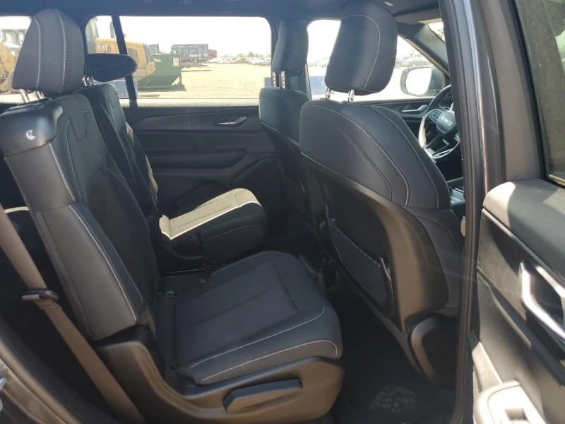 Jeep Grand cherokee L LAREDO, снимка 8 - Автомобили и джипове - 53396642