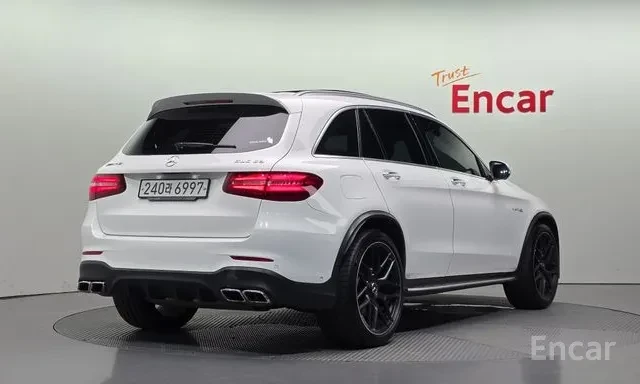 Mercedes-Benz GLC 63 AMG 4MATIC+ , снимка 4 - Автомобили и джипове - 55772848