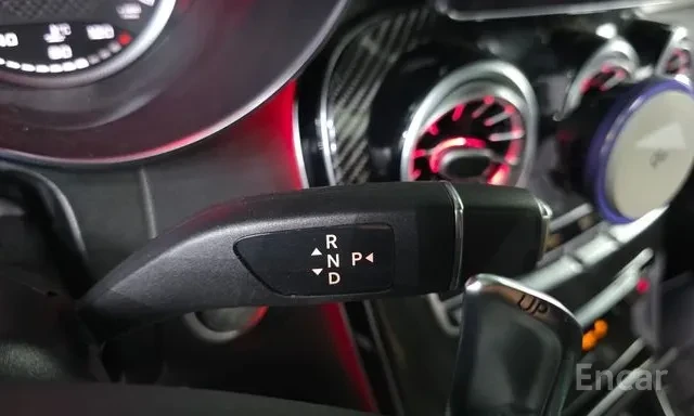 Mercedes-Benz GLC 63 AMG 4MATIC+ , снимка 10 - Автомобили и джипове - 55772848