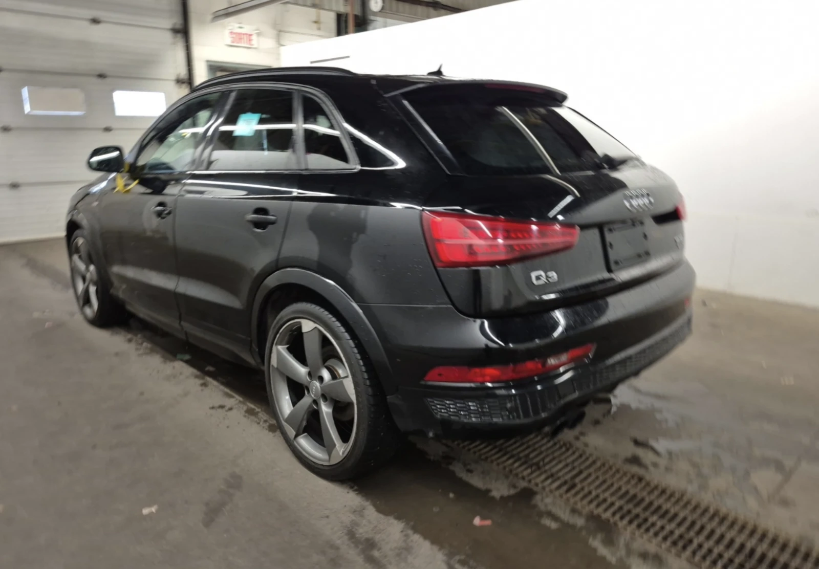 Audi Q3 TECHNIK - изображение 4