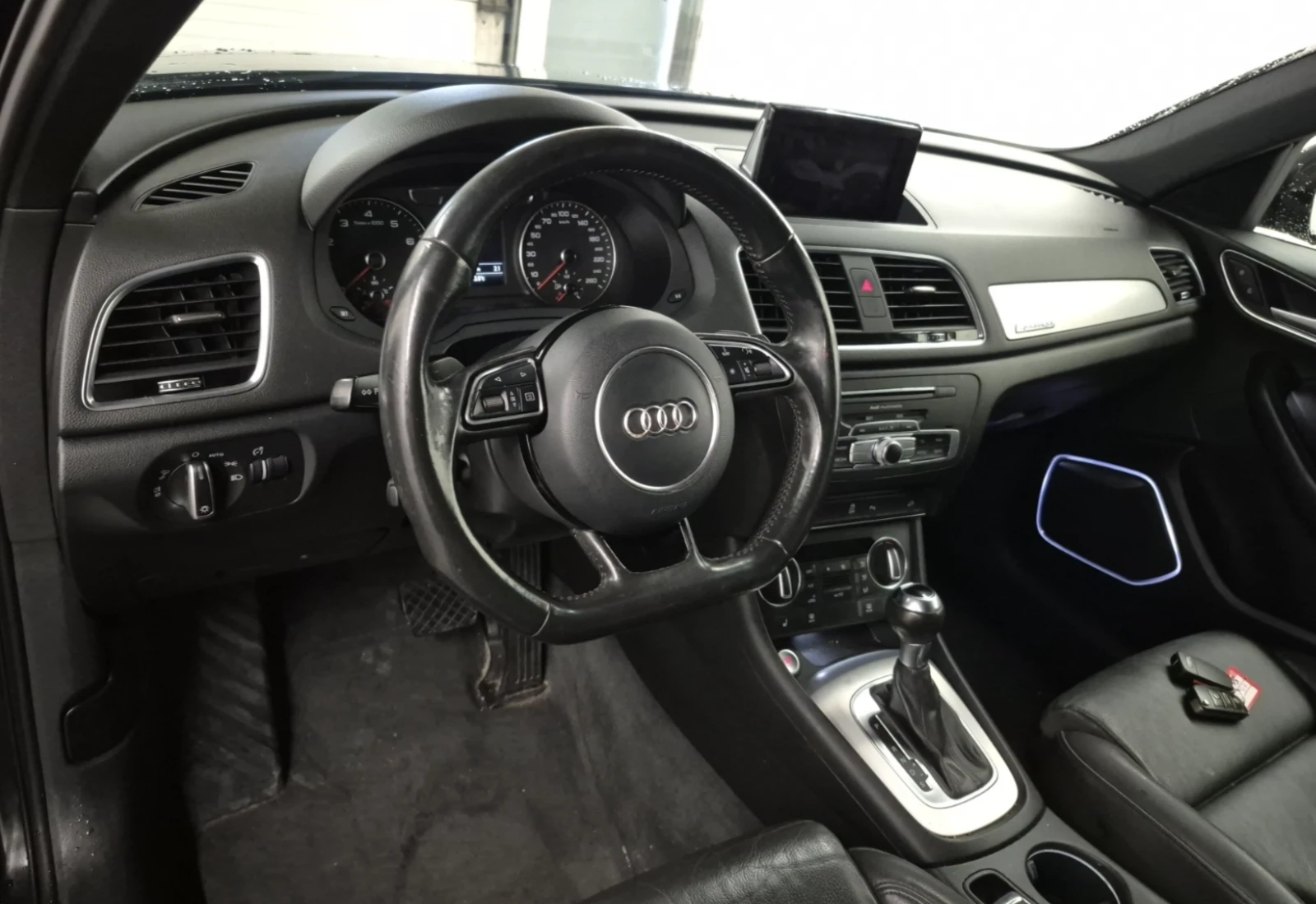 Audi Q3 TECHNIK - изображение 9