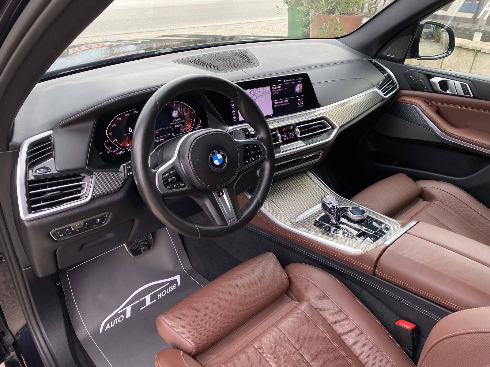 BMW X5 40i* M-Sport* Individual* Sky Lounge* MAX FULL*  - изображение 8