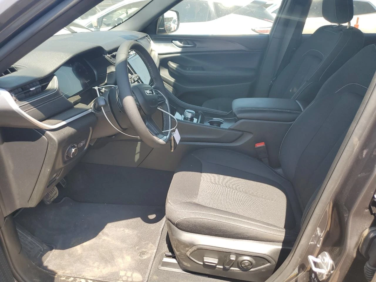 Jeep Grand cherokee L LAREDO - изображение 7